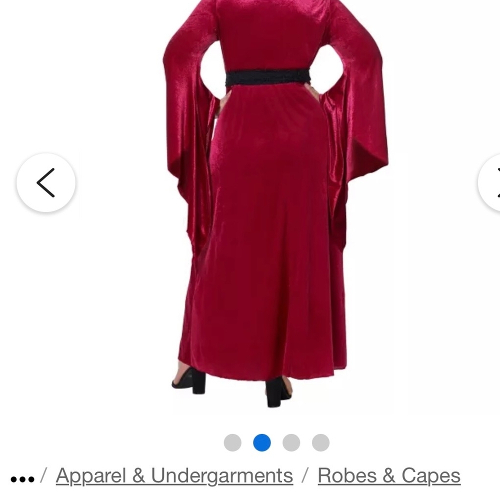 Burgundy Velvet Hooded Robe - Picture 4 of 4